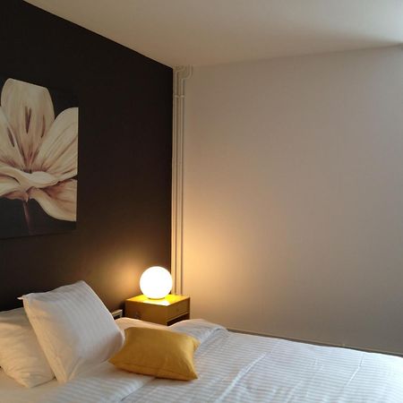 Au Boeuf Rouge Hotell Crassier Eksteriør bilde