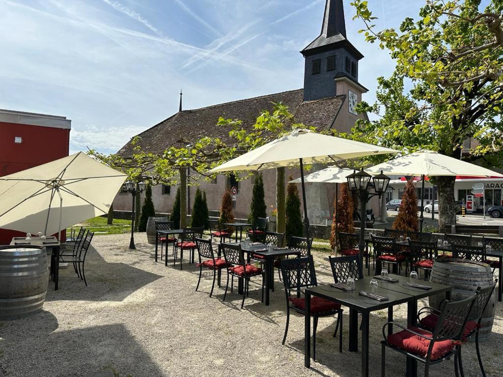 Au Boeuf Rouge Hotell Crassier Eksteriør bilde